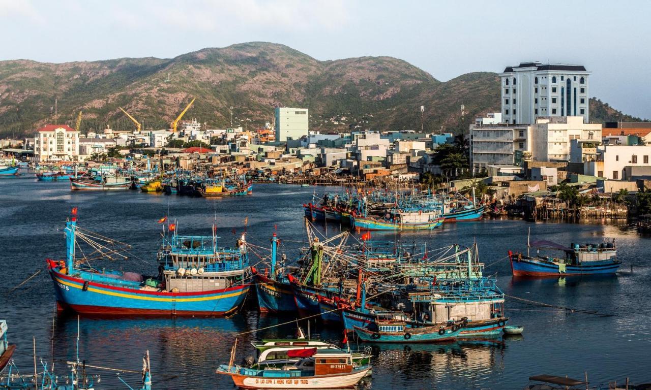 Th Quy Nhon Hotel Esterno foto