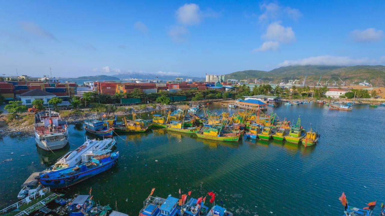 Th Quy Nhon Hotel Esterno foto